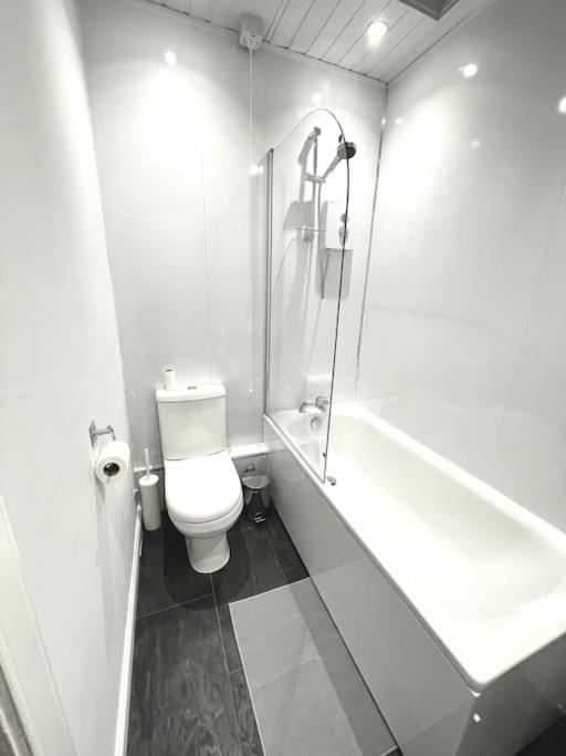 Loft Apartment In Joppa Edinburgh Exterior photo